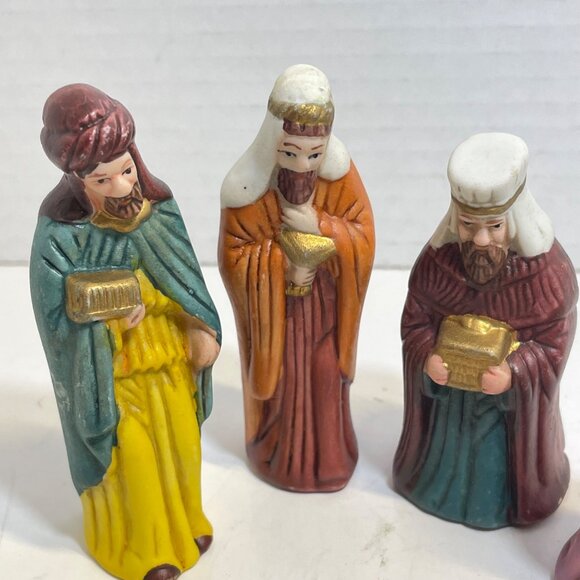 Vintage 6-Piece Ceramic Nativity Set With Baby Jesus Mary Joseph & Three Wise Me - Picture 6 of 6